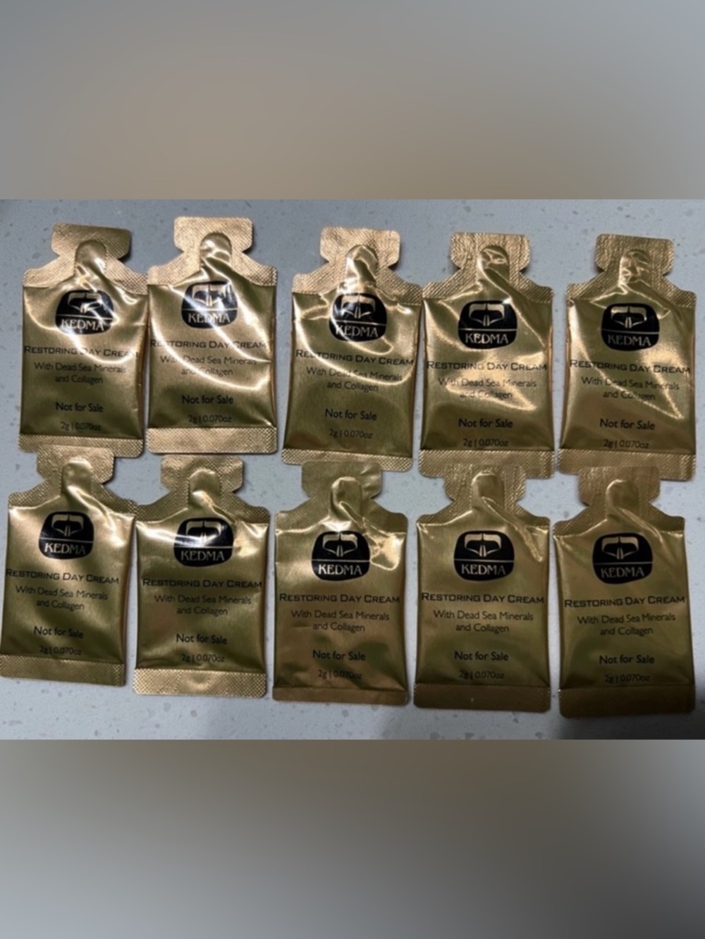 Kedma Restoring Day Cream ~ 10 Travel Packs ~ Retail $199